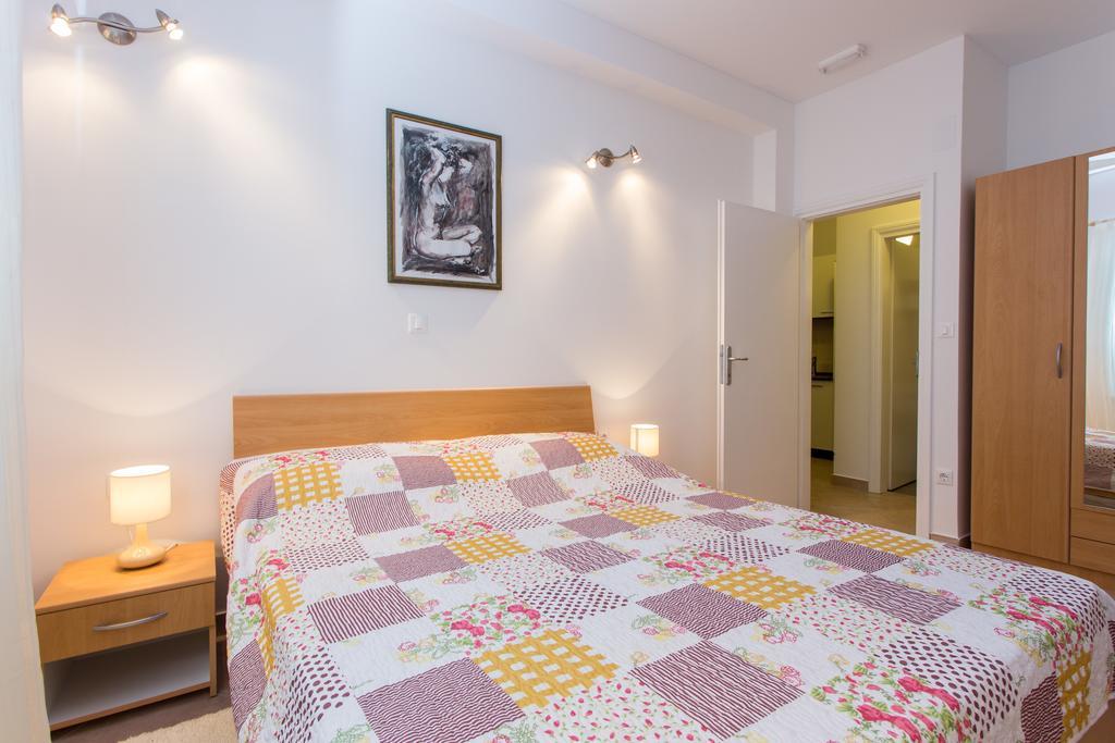 Nila's Place